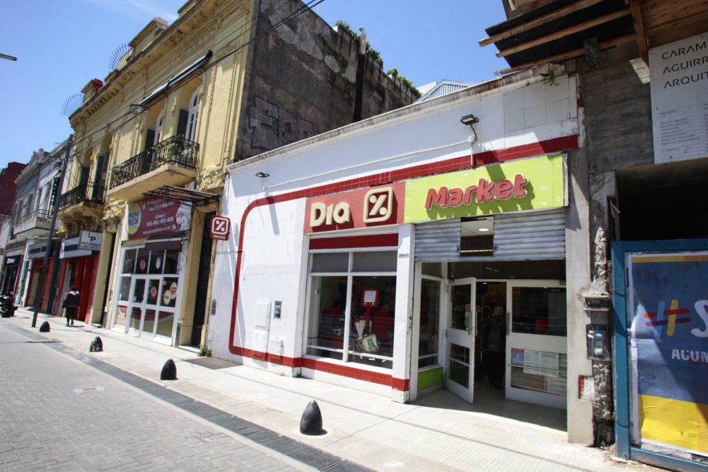 Av. Federico Lacroze 2842 – Colegiales